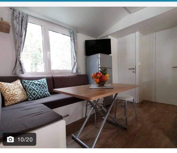 Apartman As Pirovac Εξωτερικό φωτογραφία